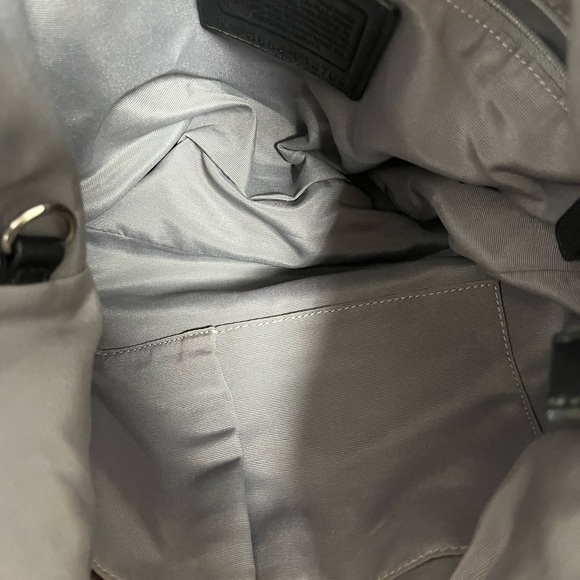 Beautiful Timeless Coach❤️ - Picture 6 of 6